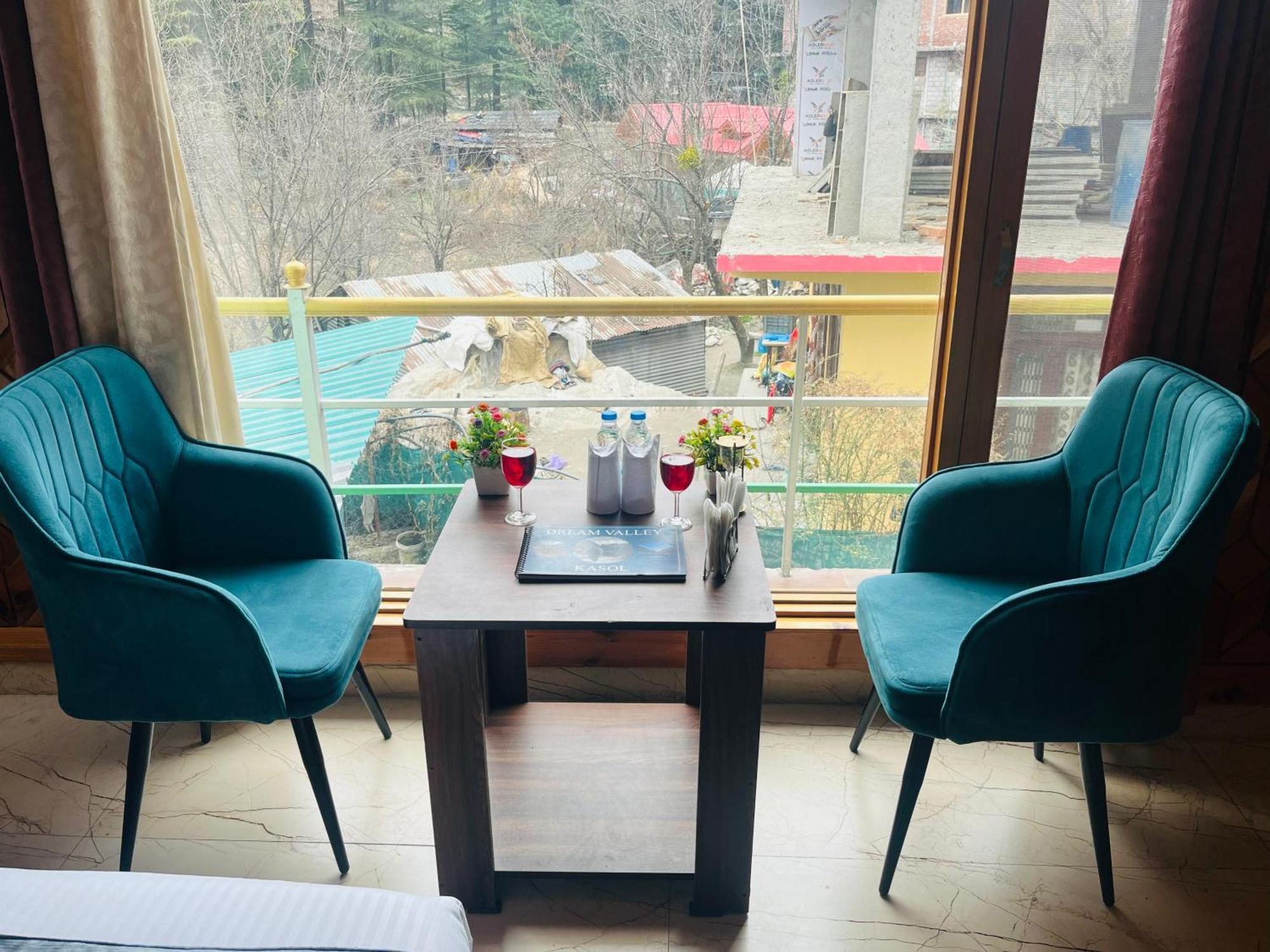 Hotel Pablo Escobar Kasol Exterior foto