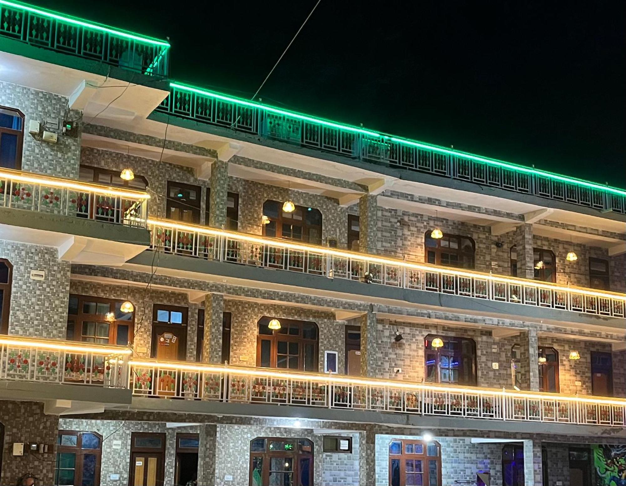 Hotel Pablo Escobar Kasol Exterior foto